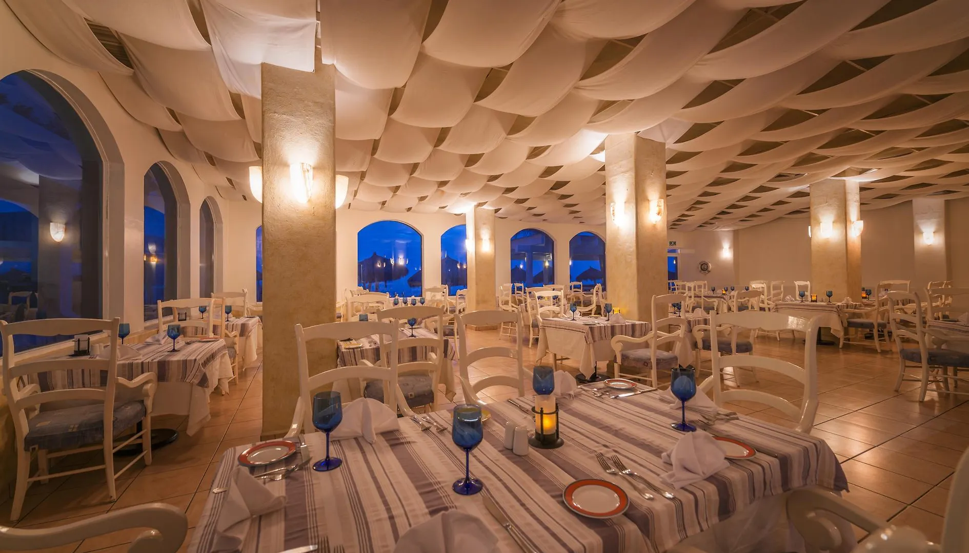 Crown Paradise Club All Inclusive Puerto Vallarta Feriested