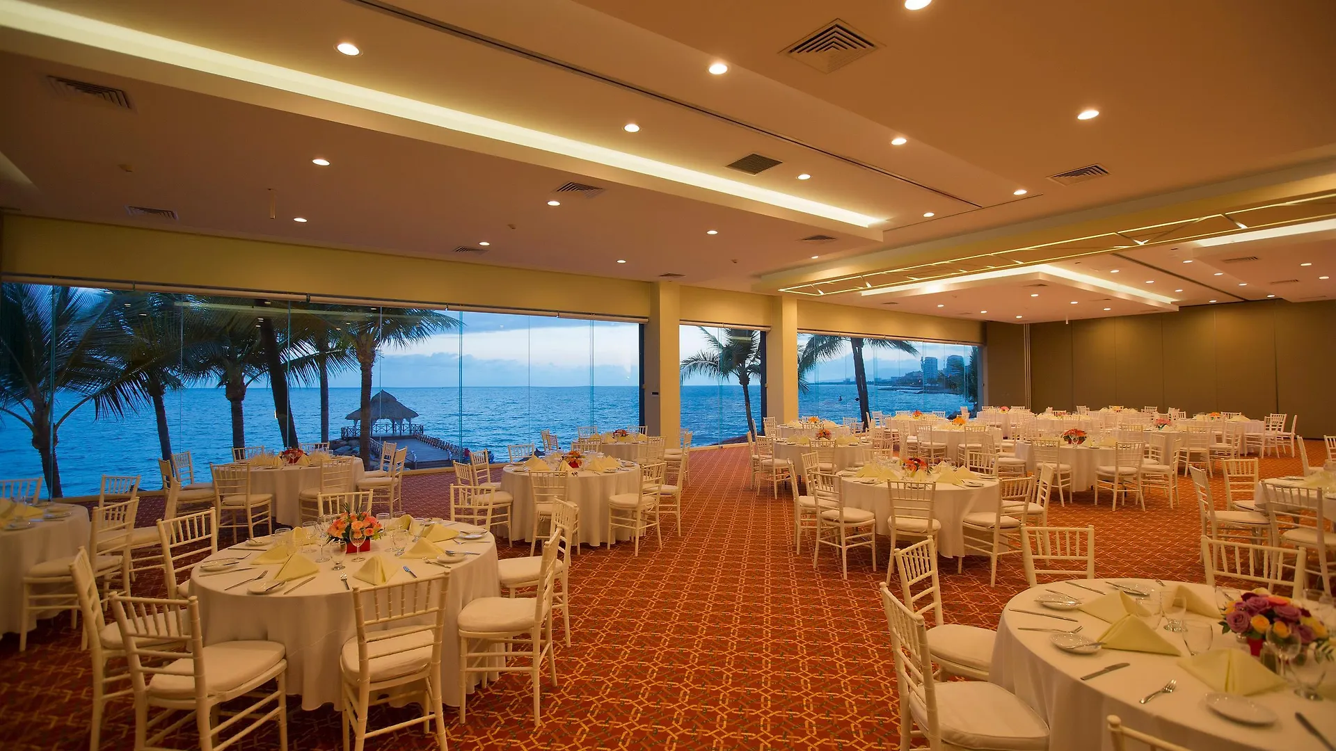 Crown Paradise Club All Inclusive Puerto Vallarta