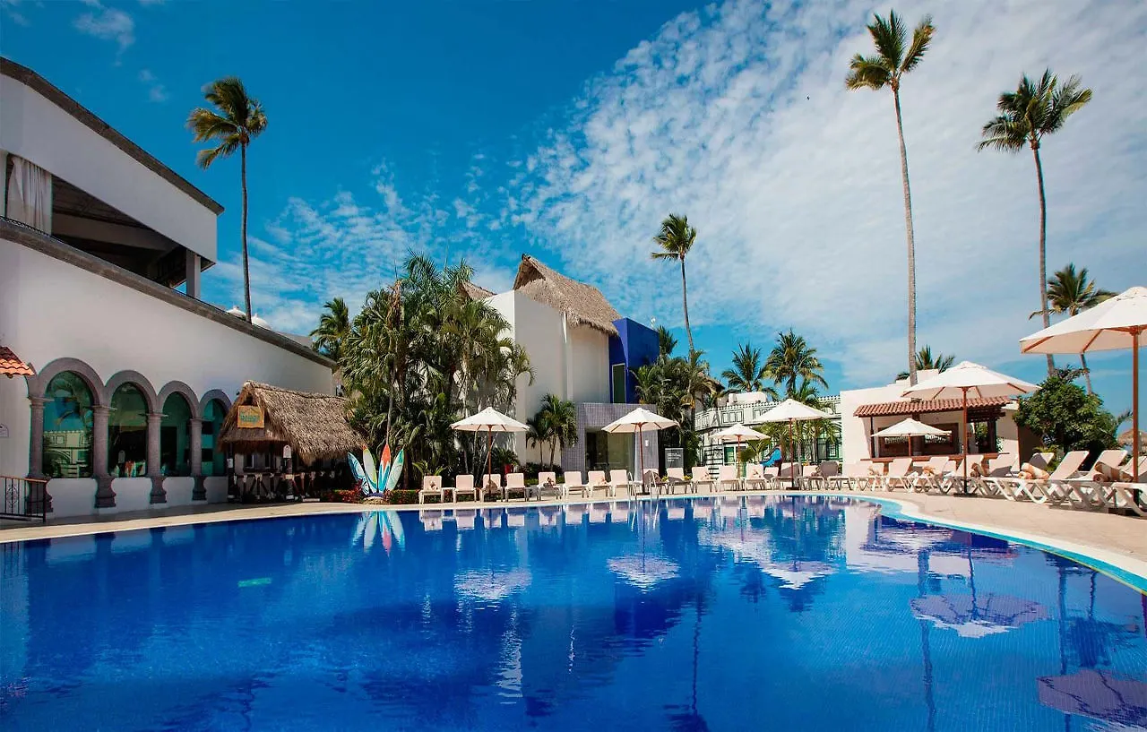 **** Feriested Crown Paradise Club All Inclusive Puerto Vallarta Mexico